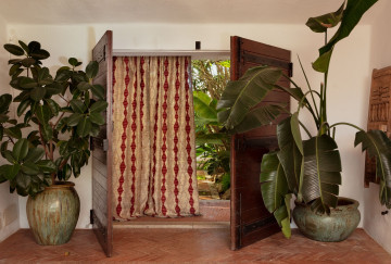 christian-fischbacher-10820-jinpa-diamond