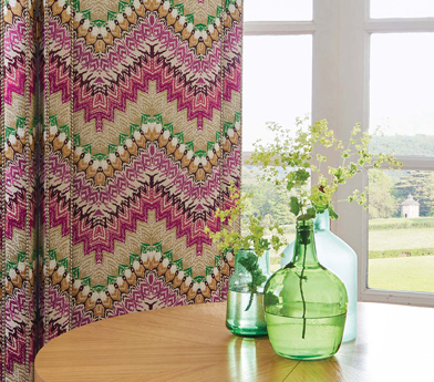 nina-campbell-ncf4240-mardi-gras