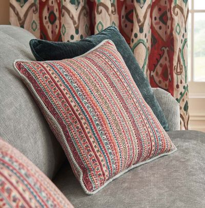 nina-campbell-ncf4435-tigris